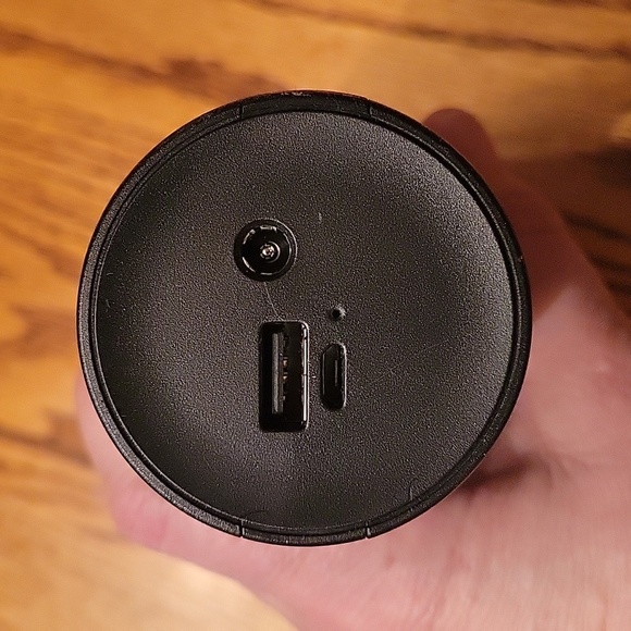 Electric Tire Inflator - Picture 4 of 5